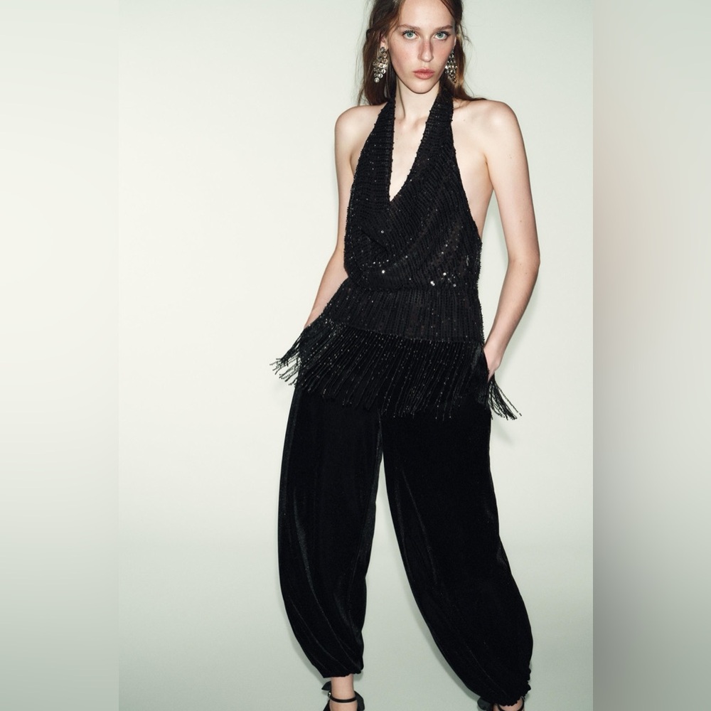 HALTER NECK TOP WITH FRINGING AND SEQUINS - Black | ZARA